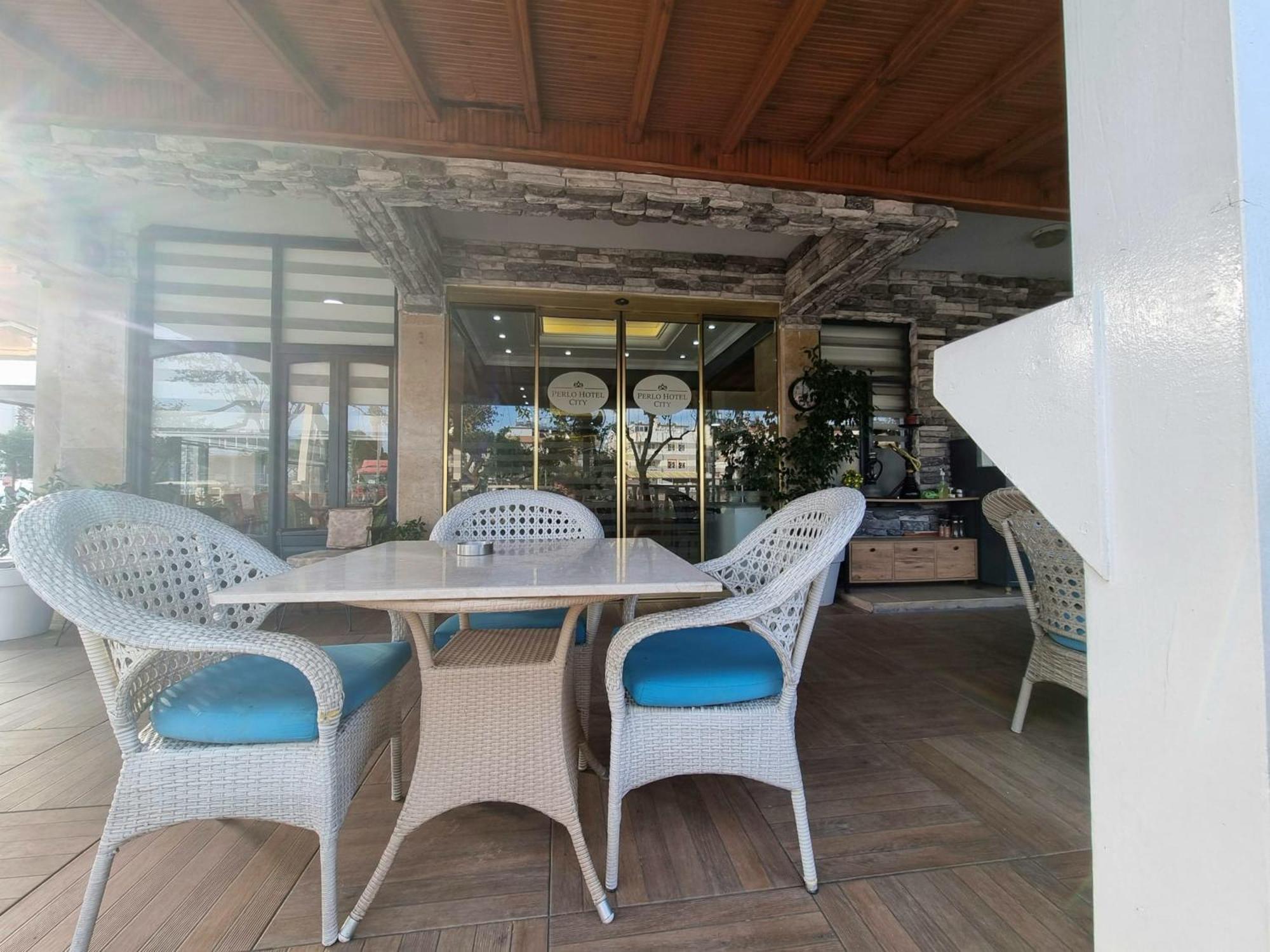 Perlo Hotel City Antalya Exterior photo