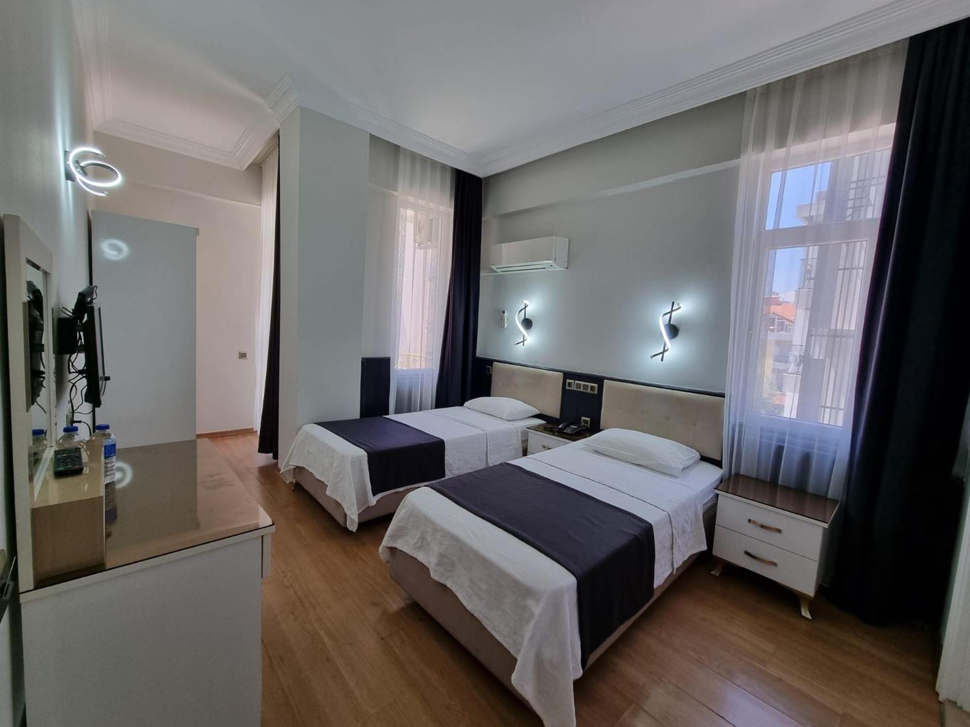 Perlo Hotel City Antalya Exterior photo